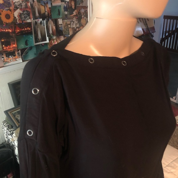 Long sleeve Maurice’s top - Picture 2 of 3